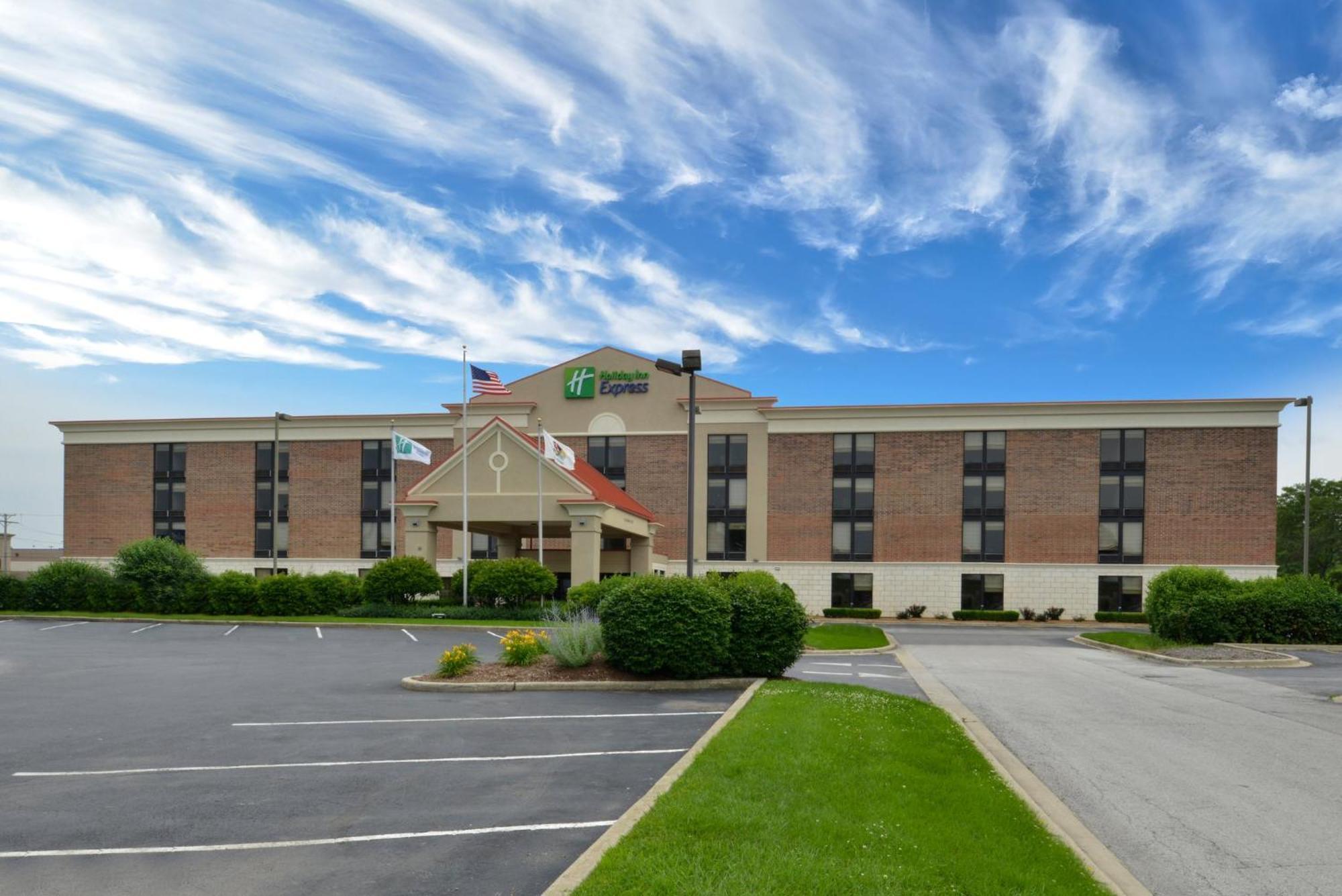Holiday Inn Express Crestwood By Ihg Buitenkant foto